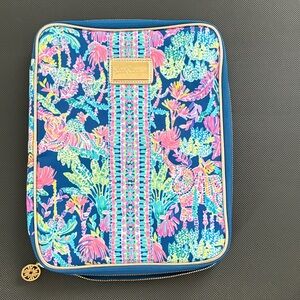 Lilly Pulitzer Navy Multicolor Floral Zip Organizer